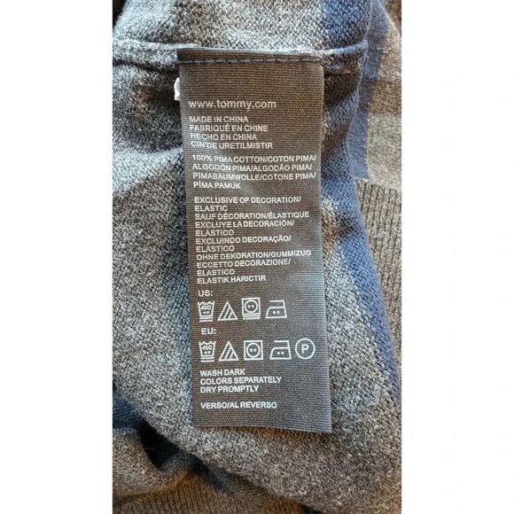 Men's Pre-Owned Size Large Tommy Hilfiger V-Neck Distressed Look Pima Cotton - Picture 4 of 4